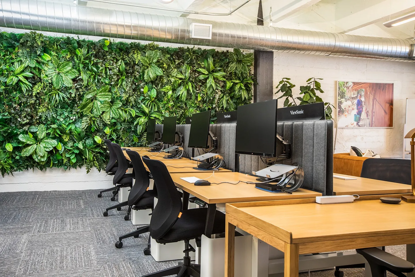 Akoestiek Kantoor Verbeteren - Tips Voor Optimale Inrichting Bedrijfsruimte - kantoor interieur - Planeka