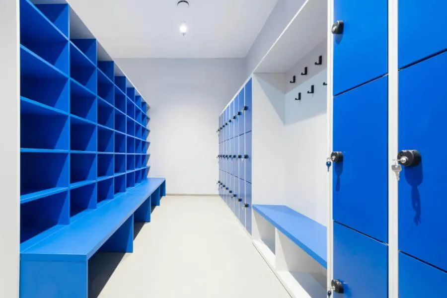 Kleedkamer in container