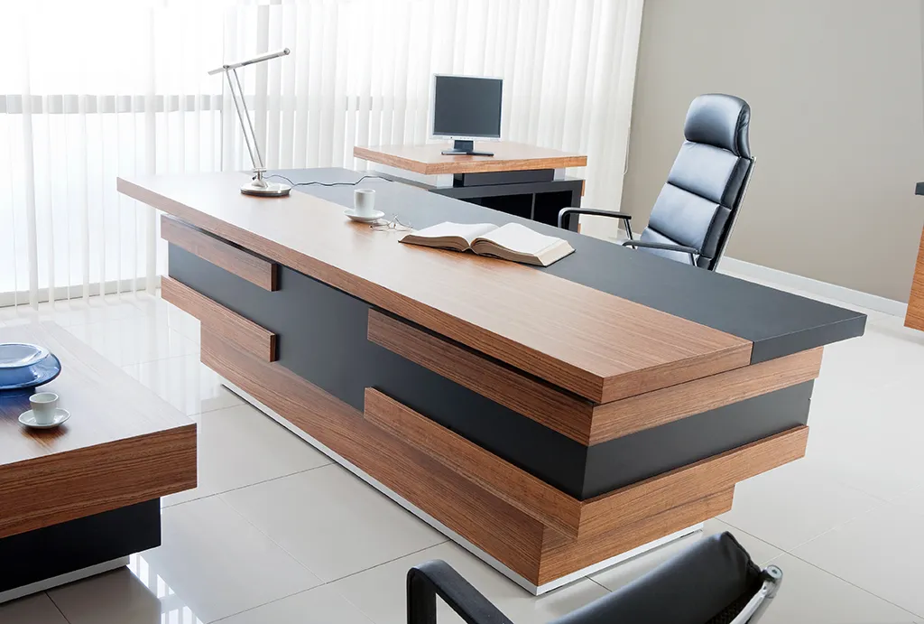Bureau decoreren met werkplek verlichting